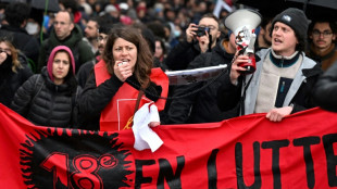 Retraites: neuvi&egrave;me journ&eacute;e de mobilisation face &agrave; un pouvoir inflexible