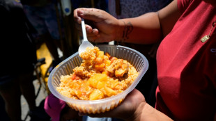 Universidade argentina produz 'super sopa' contra crise e escassez nos refeit&oacute;rios populares