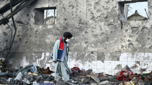 "Le toit m'est tomb&eacute; sur la t&ecirc;te", raconte un m&eacute;decin apr&egrave;s une frappe &agrave; Kaboul