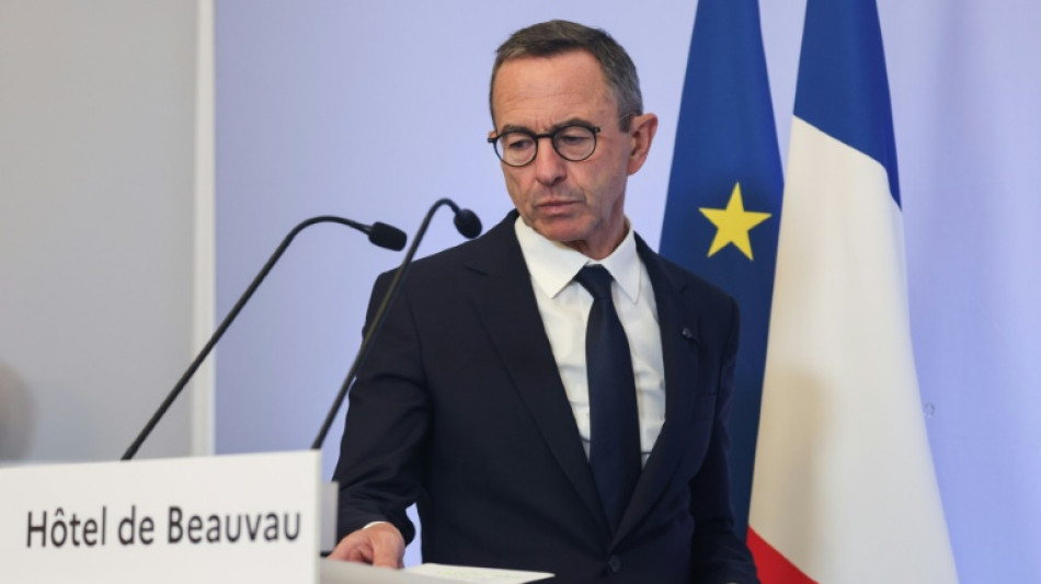 El gobierno francés se opone al izado de banderas palestinas en alcaldías