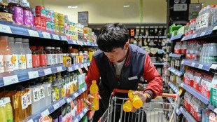 China pede a Trump que pare de 'amea&ccedil;ar e chantagear'