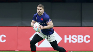 France roll as Dupont makes sevens debut in Vancouver 