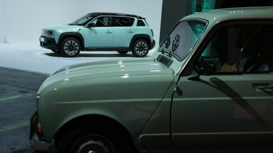 90e Mondial de l'Auto &agrave; Paris: une semaine de f&ecirc;te &eacute;lectrique pour relancer le march&eacute;