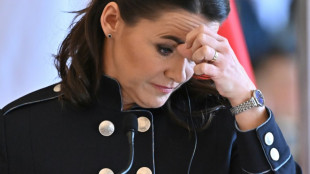 En Hongrie, la gr&acirc;ce accord&eacute;e dans une affaire p&eacute;docriminelle fait tomber la pr&eacute;sidente 