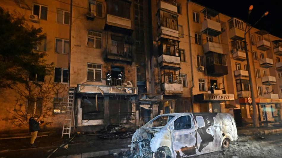 Ukraine: Zelensky refuse de "jouer" avec les courtes tr&ecirc;ves propos&eacute;es par Poutine