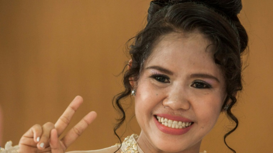 Indon&eacute;sie: une Philippine condamn&eacute;e &agrave; mort qualifie de "miracle" son rapatriement pr&eacute;vu
