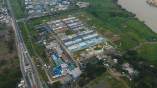 Seis presidi&aacute;rios morrem em confronto no Equador