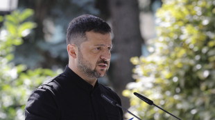 Zelensky, Mosca decida entro lunedì su incontro bilaterale