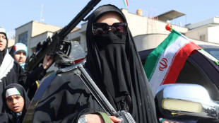 Iran closes Hormuz Strait again over US blockade, ships reverse course