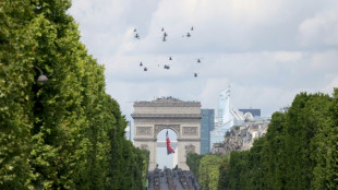 Frankreich demonstriert bei Milit&auml;rparade Einsatzbereitschaft