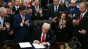 Trump signe la fin de la plus longue paralysie budgétaire aux Etats-Unis