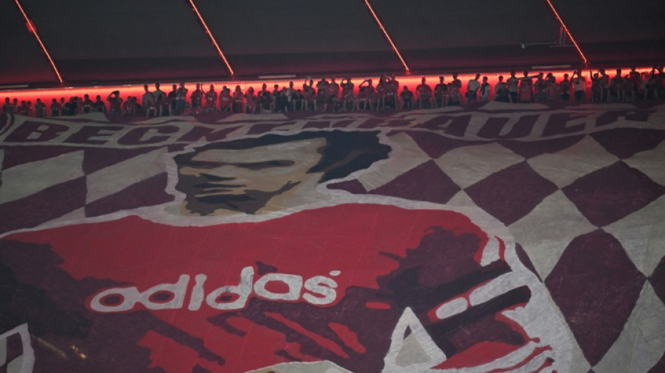 Rua pr&oacute;xima &agrave; Allianz Arena ser&aacute; rebatizada em homenagem a Beckenbauer