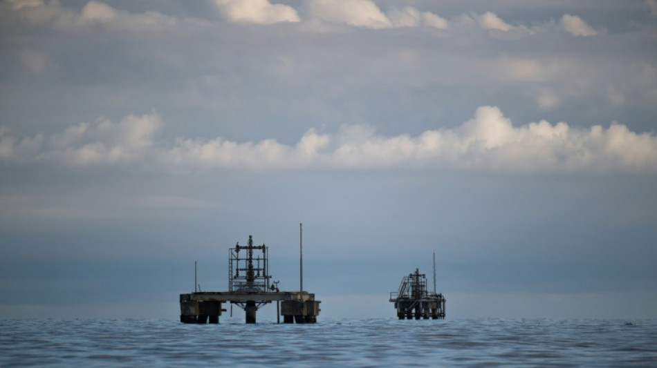 Acuerdo petrolero con EEUU servir&iacute;a a Venezuela ante sanciones a Rusia, dice experto