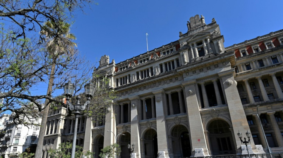 Documentos nazistas são encontrados em arquivos da Suprema Corte argentina