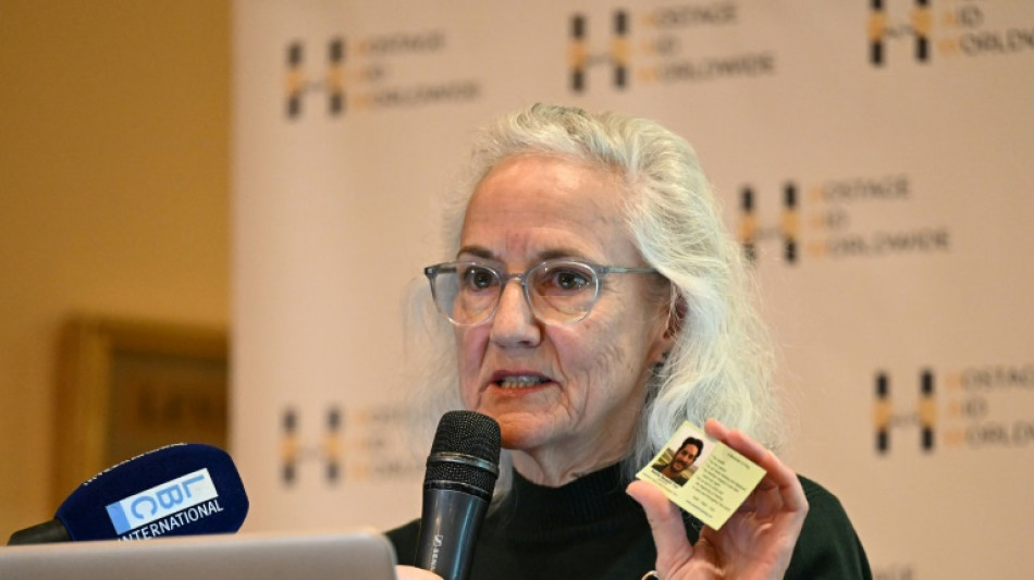 Madre de periodista de EEUU desaparecido en Siria afirma que nueva dirigencia está decidida a hallarlo