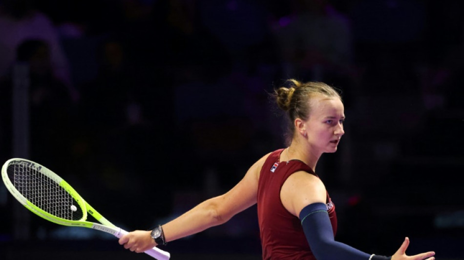 Barbora Krejcikova anuncia que n&atilde;o vai disputar Aberto da Austr&aacute;lia por les&atilde;o