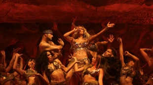 Karol G honr&oacute; a los latinos en Coachella: "No sientan miedo, sientan orgullo" 