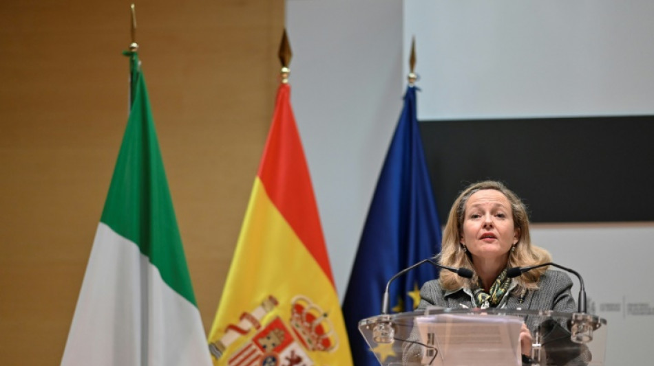 La deuda p&uacute;blica espa&ntilde;ola se redujo ligeramente hasta el 118,7% del PIB en 2021