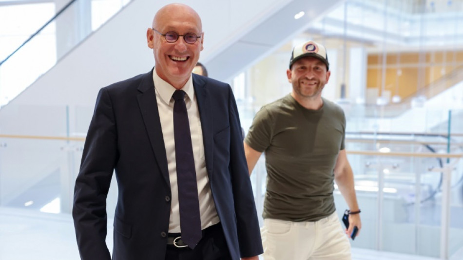 Imbroglio et confusion au premier jour du proc&egrave;s de Bernard Laporte pour favoritisme