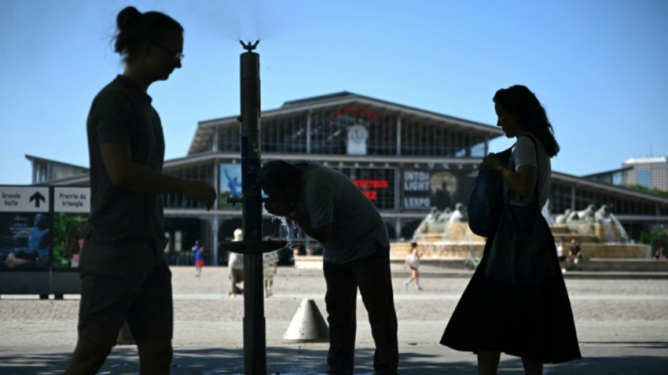 Canicule: records de temp&eacute;rature lundi, le "paroxysme" attendu mardi
