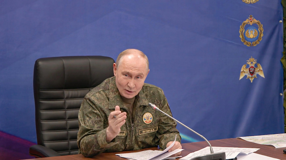 ++ Putin a Trump, 'abbiamo responsabilit&agrave; per la sicurezza internazionale' ++