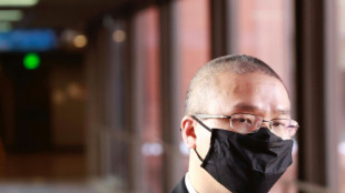 Un expolic&iacute;a acusado de la muerte de George Floyd en EEUU se exime de responsabilidades