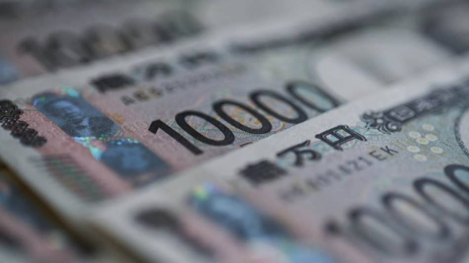 Markets extend gains on US trade deal hopes