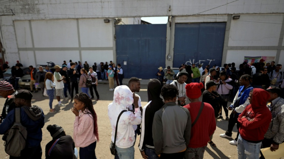 "Plan B": con la puerta cerrada en EEUU, migrantes piden refugio en M&eacute;xico 