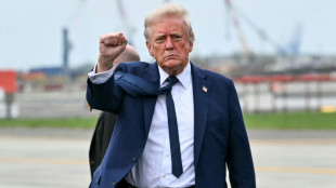 Em 100 dias, Trump mergulha EUA e o mundo na ansiedade