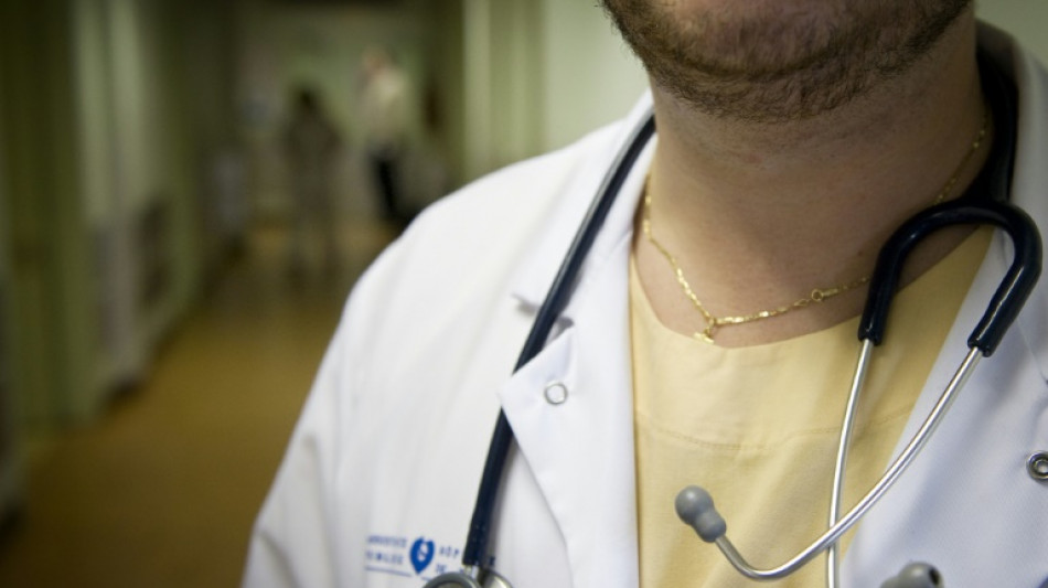 Nord: faute de m&eacute;decins, des retrait&eacute;s renfilent la blouse