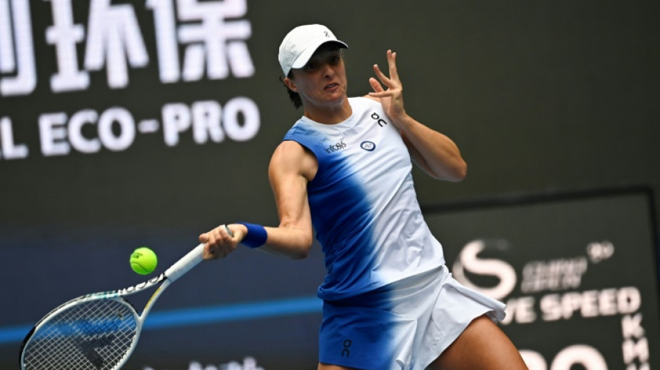 Swiatek e Gauff far&atilde;o semifinal do WTA 1000 de Pequim; Sabalenka &eacute; eliminada