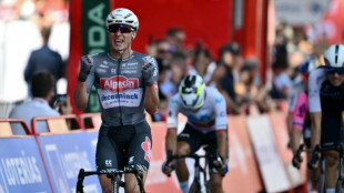 Tour d'Espagne: Philipsen remporte la 1re étape au sprint et endosse le maillot rouge