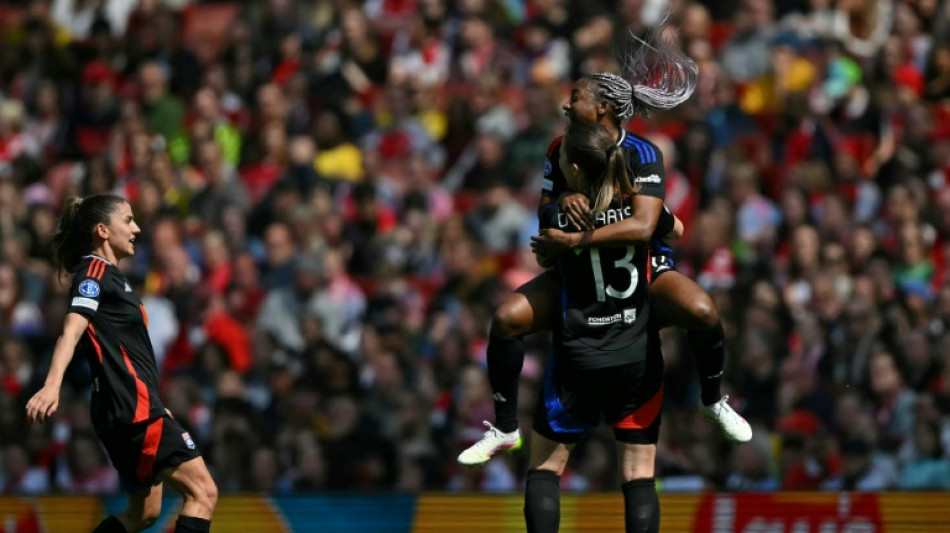 C1 f&eacute;minine: l'OL gagne ric-rac chez Arsenal (2-1)