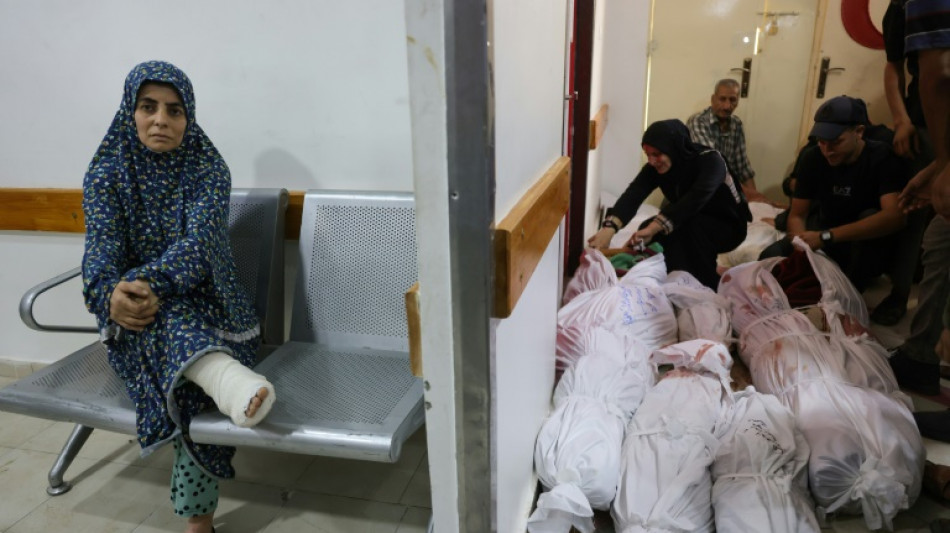 Defesa Civil de Gaza relata ao menos 80 mortos em bombardeios israelenses