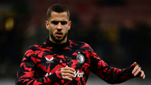 Atlético de Madrid anuncia acordo por zagueiro eslovaco do Feyenoord