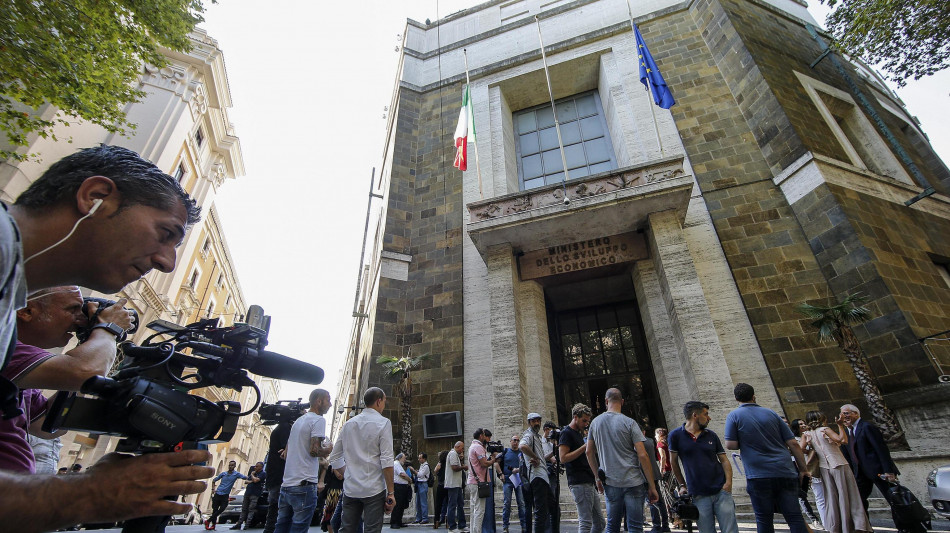 Mimit, cancellate 24.577 societ&agrave; cooperative non attive