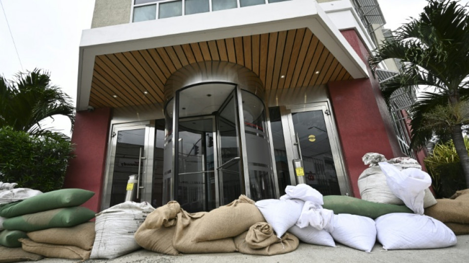 Melissa se converte em furacão no Caribe e segue para a Jamaica