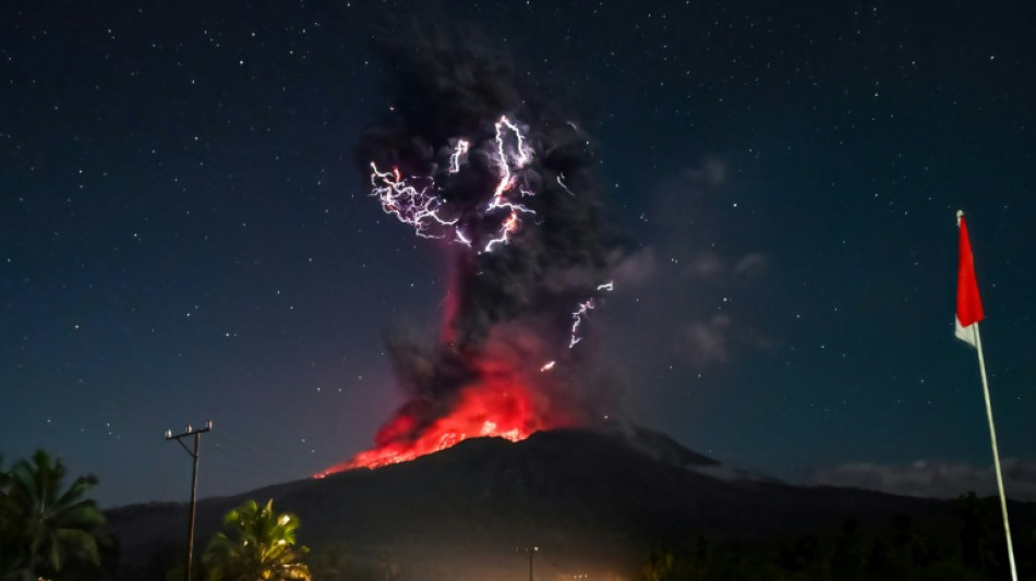 Indonesia volcano belches six-mile ash tower