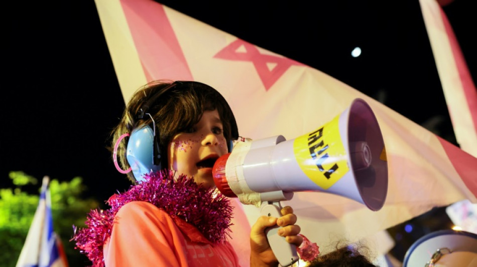 Israelenses se manifestam contra reforma judicial no 75&ordm; anivers&aacute;rio do pa&iacute;s