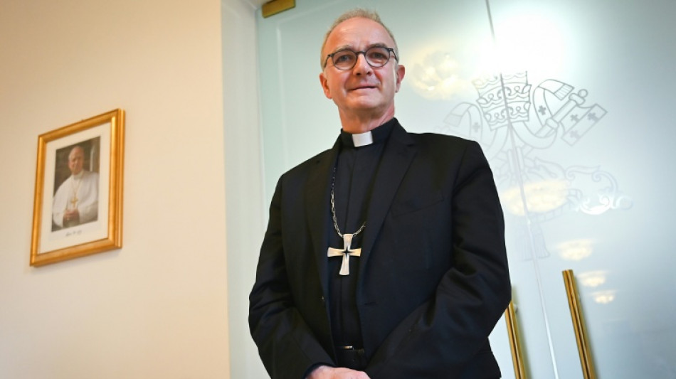 La Iglesia descuida demasiado a las víctimas de abusos, admite el Vaticano