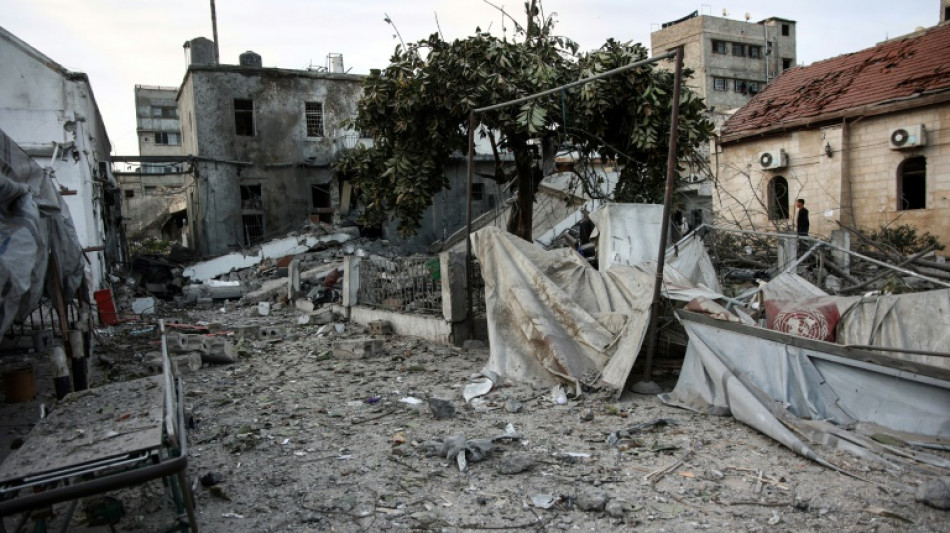 Un bombardeo israelí daña uno de los escasos hospitales en funcionamiento en Gaza