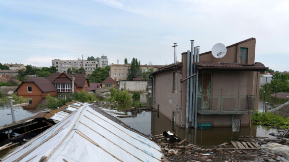 Inunda&ccedil;&otilde;es por destrui&ccedil;&atilde;o de represa na Ucr&acirc;nia deixam ao menos 16 mortos, diz Kiev