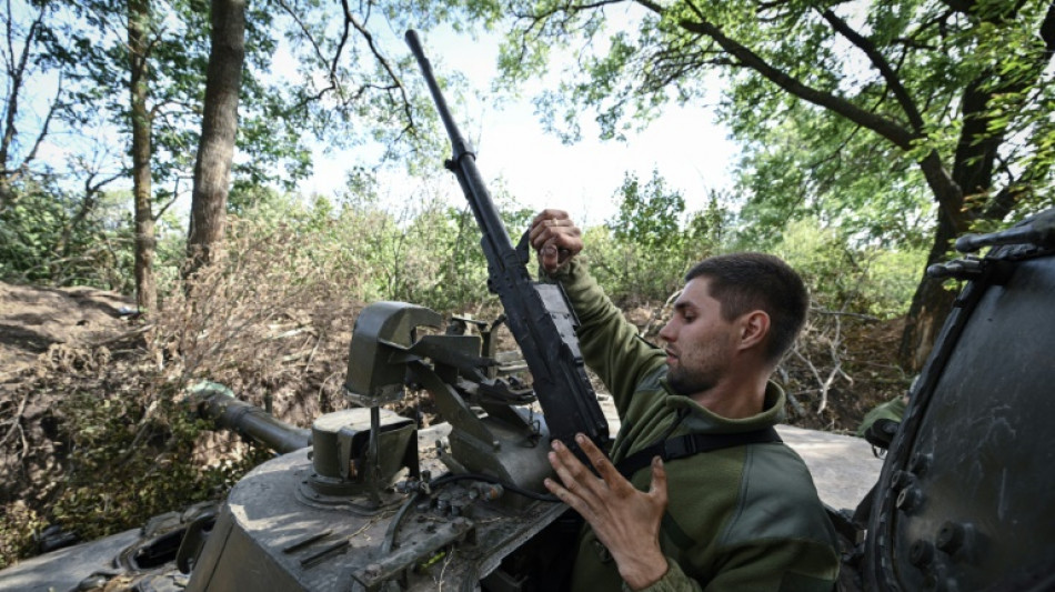 Dans l'arm&eacute;e ukrainienne, l'artillerie sovi&eacute;tique tire sa r&eacute;v&eacute;rence