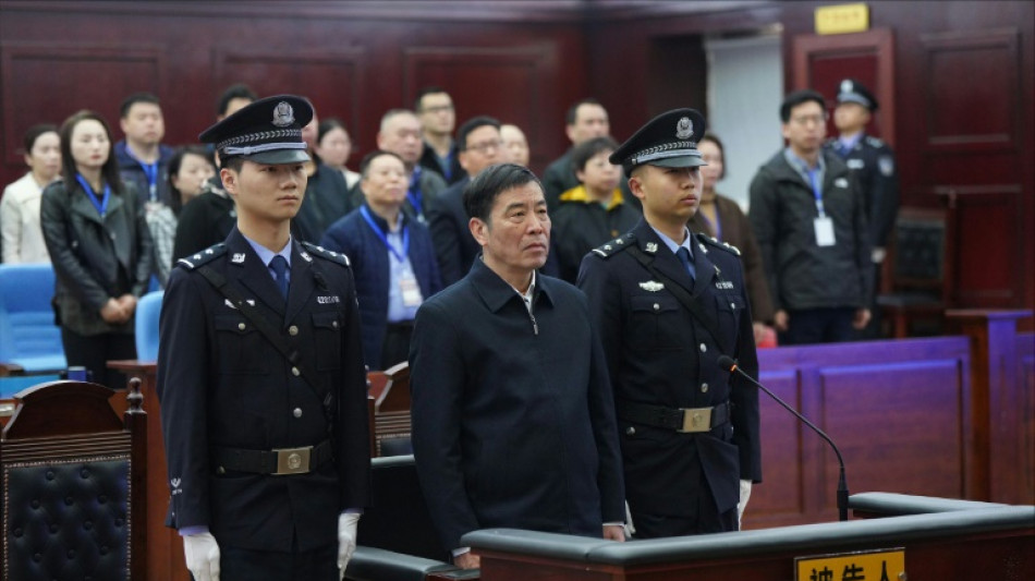 Ex-presidente da Associa&ccedil;&atilde;o Chinesa de Futebol condenado &agrave; pris&atilde;o perp&eacute;tua