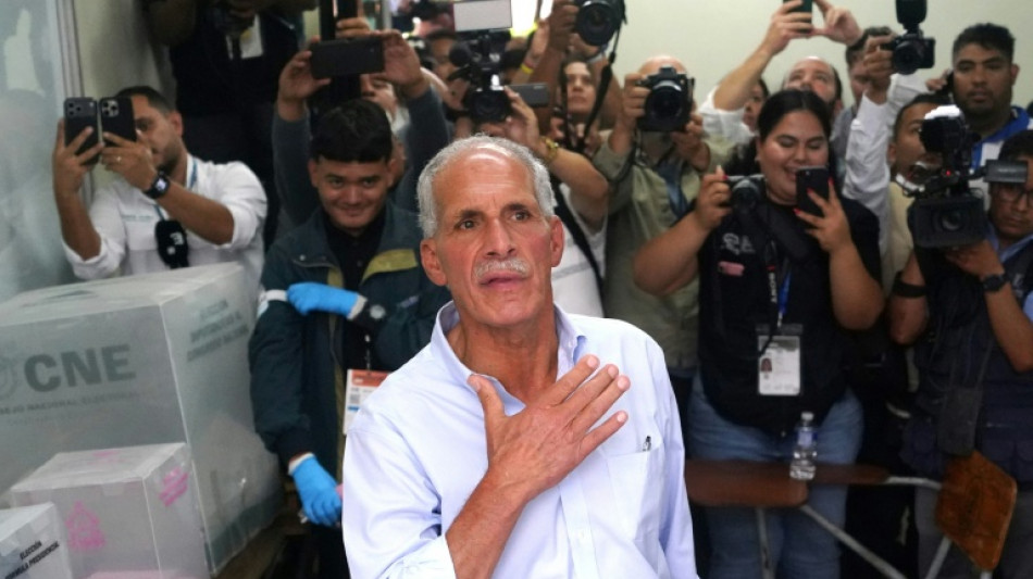 Honduras bajo presión de Trump para declarar al ganador de las presidenciales