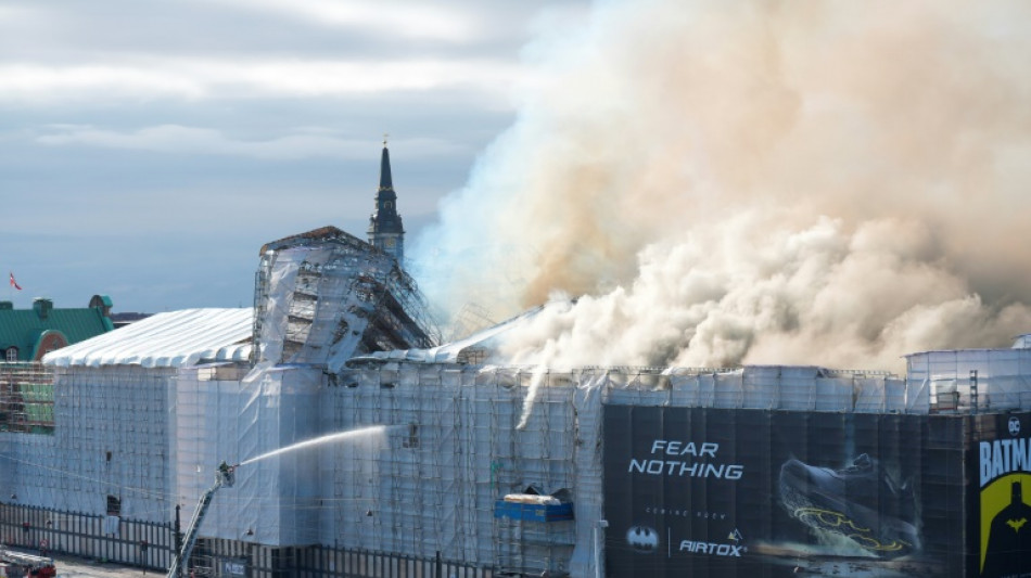 "C'est notre Notre-Dame": incendie spectaculaire &agrave; la vieille Bourse de Copenhague 