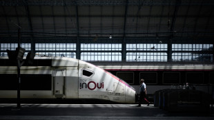SNCF: gr&egrave;ve des contr&ocirc;leurs des TGV et Intercit&eacute;s, 4 trains sur 10 de vendredi &agrave; dimanche