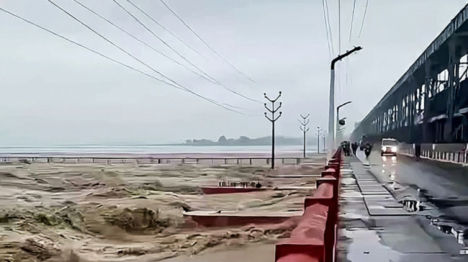 Las inundaciones en Nepal e India dejan más de 70 muertos