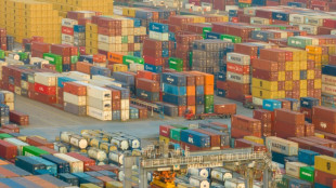 Les exportations de la Chine plongent, une premi&egrave;re depuis f&eacute;vrier