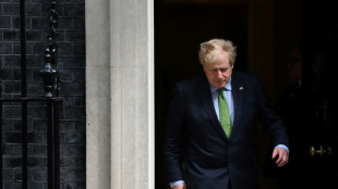 Revers dans les urnes pour Boris Johnson, min&eacute; par les scandales